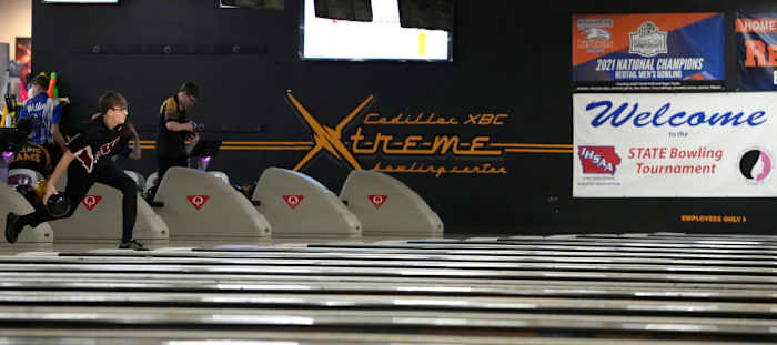 3A-team-winner-Waterloo-West-Jacob-Melcher-2